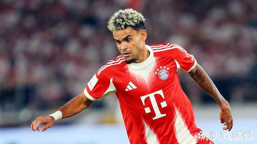 记者:拜仁即将签下17岁的厄瓜多尔中卫奥拉亚 记者:拜仁即将签下17岁的厄瓜多尔中卫奥拉亚